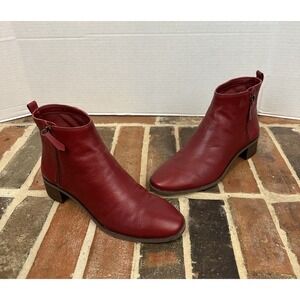 Copper Key Red Leather Ankle Booties Zip Up Round  Toe Low Heel Shoes Women's 9